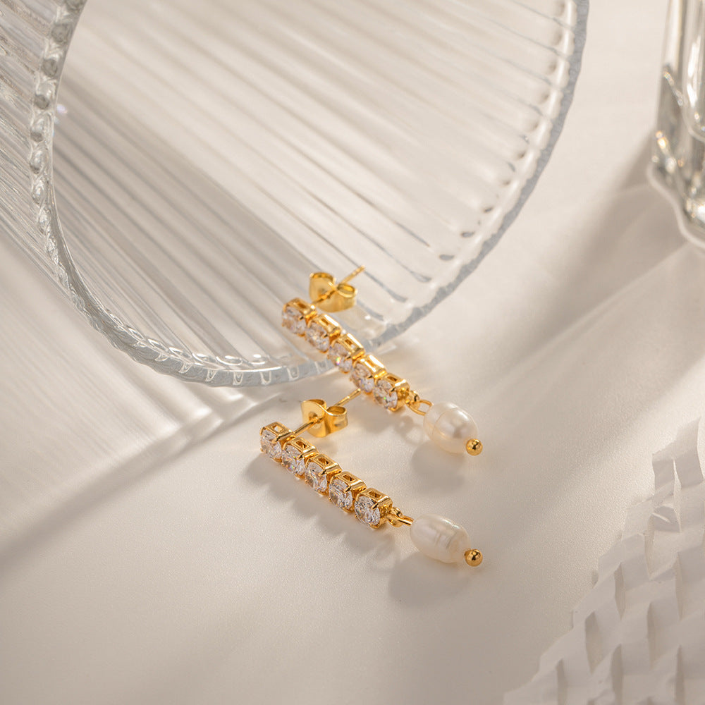 Graceful And Fashionable Exquisite Micro Inlaid Zircon Freshwater Pearl Ear Studs