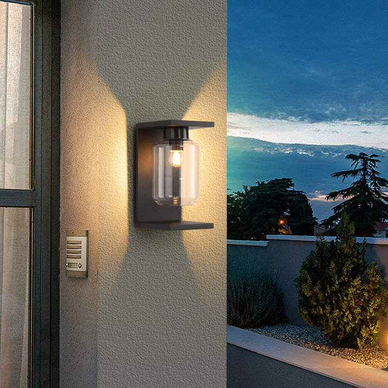Solar Outdoor Wall Lamp Lightning Protection Villa Garden