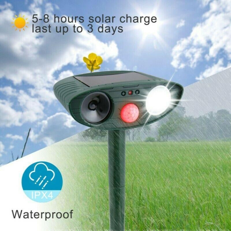 Outdoor Solar-powered Animal Repeller Strobe Light Light