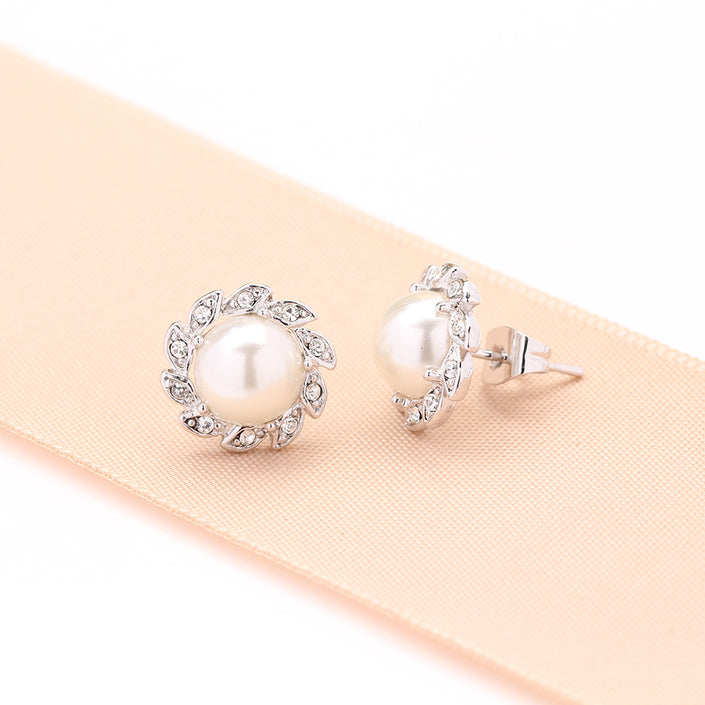 Simple Refined Rhinestone Artificial Pearl Earrings