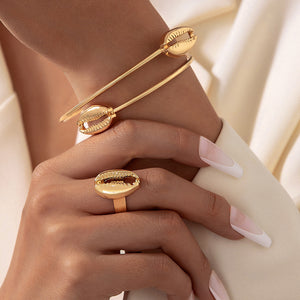 Design Hug Ring Bow Open-ended Bracelet