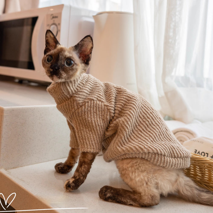 Super Cute Plush Cat Clothes Lambswool Buckle Vest