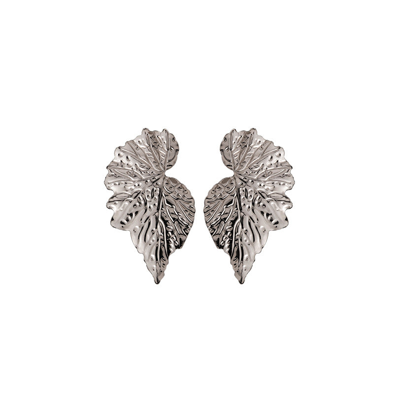 Trendy Pleated Three-dimensional Leaf Earrings