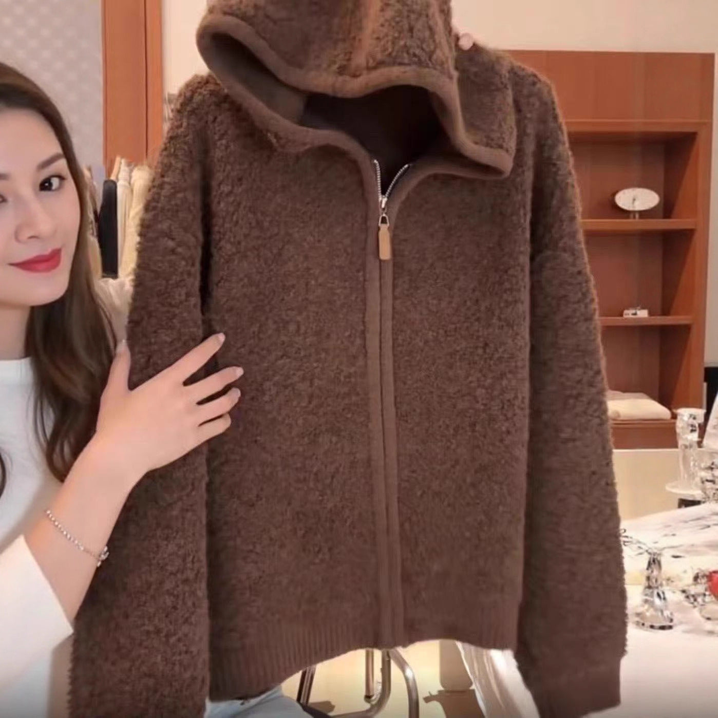 New Warm Particles Lamb Wool Zipper Hooded Coat For Women All-matching