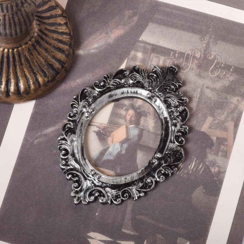 Retro Oil Painting Outer Frame Framed Mini Photo Frame