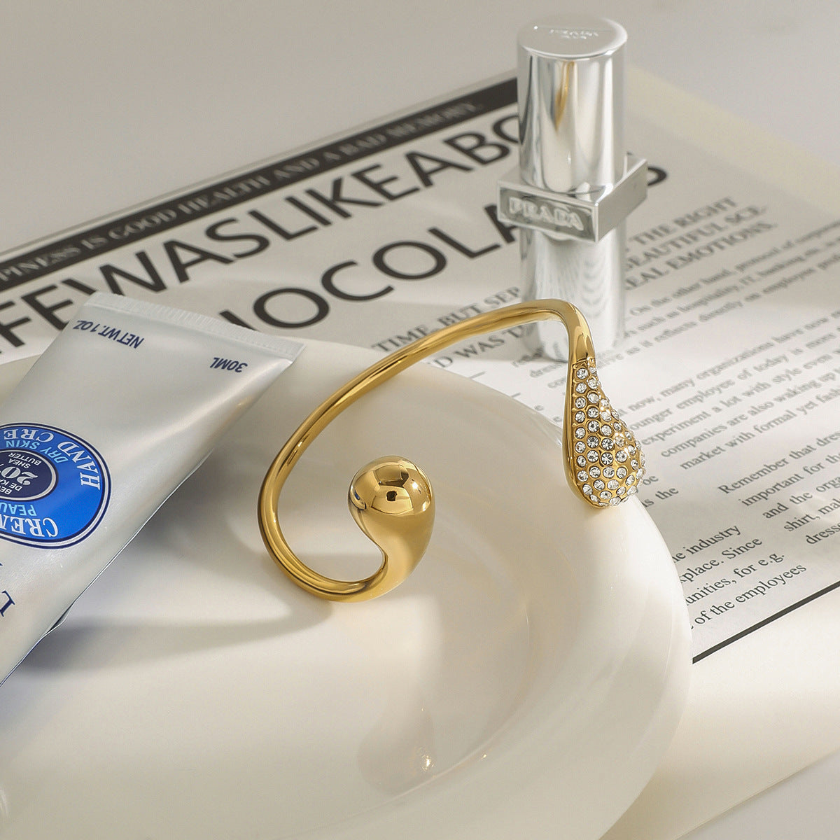 Titanium Steel Bracelet With Diamond Water Drop Does Not Fade