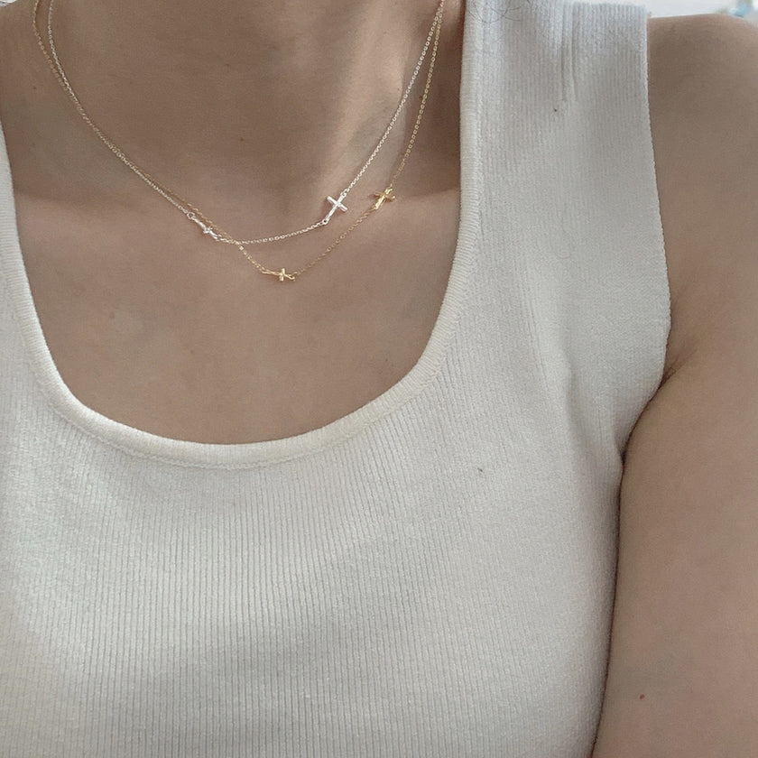 925 Sterling Silver Mini Pleated Cross Necklace