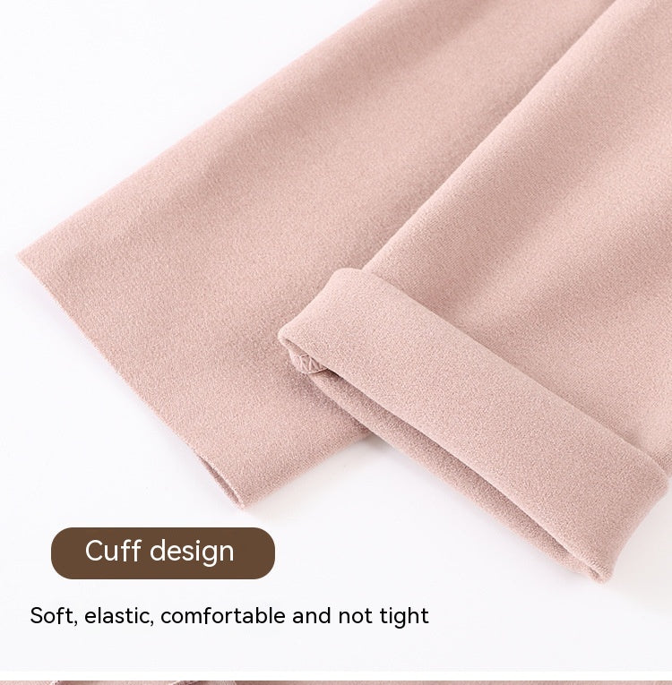 Women's Fashionable Warm Bra-free Long Sleeve With Chest Pad