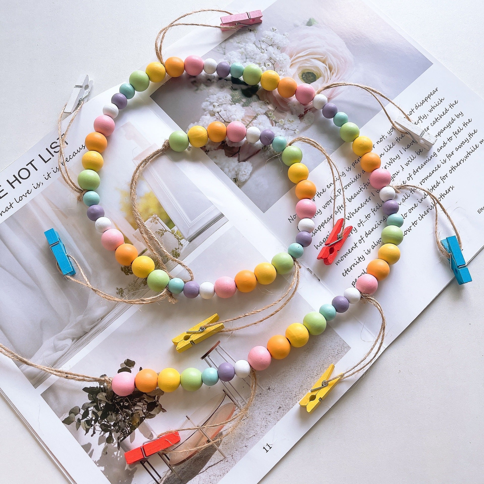 Hanging Photo Display Festival Wooden Beads Photo Clip