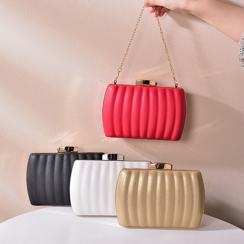 Women's Fashion Creative Chain Clutch Shoulder Bag
