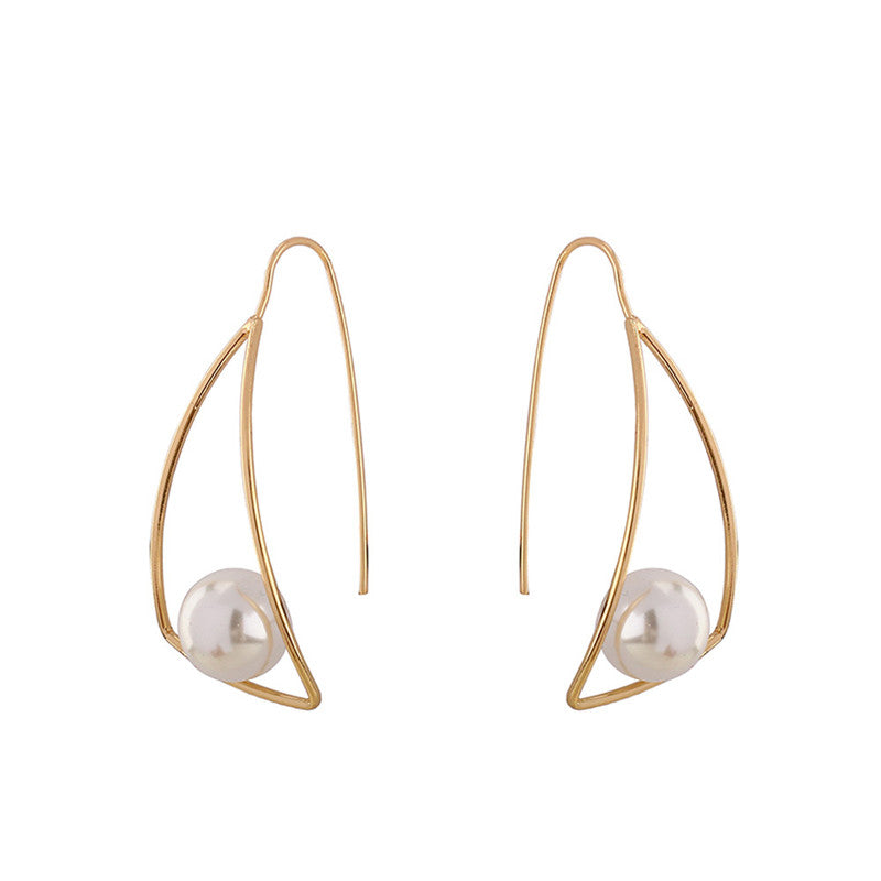Curved Geometric Triangle Pearl Earrings Ladies Alloy Earrings