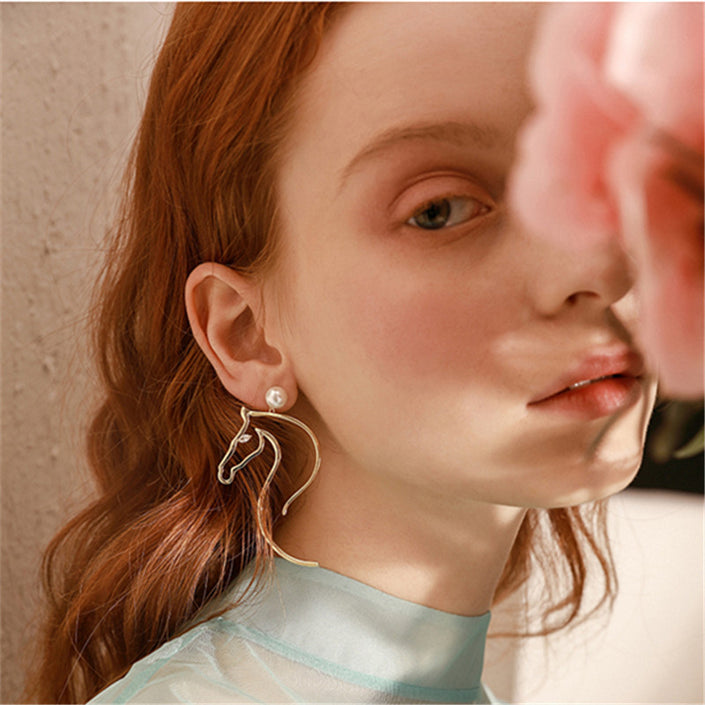 Fashion Horse Head Earrings Female Temperament European and American Exaggerated Ear Jewelry