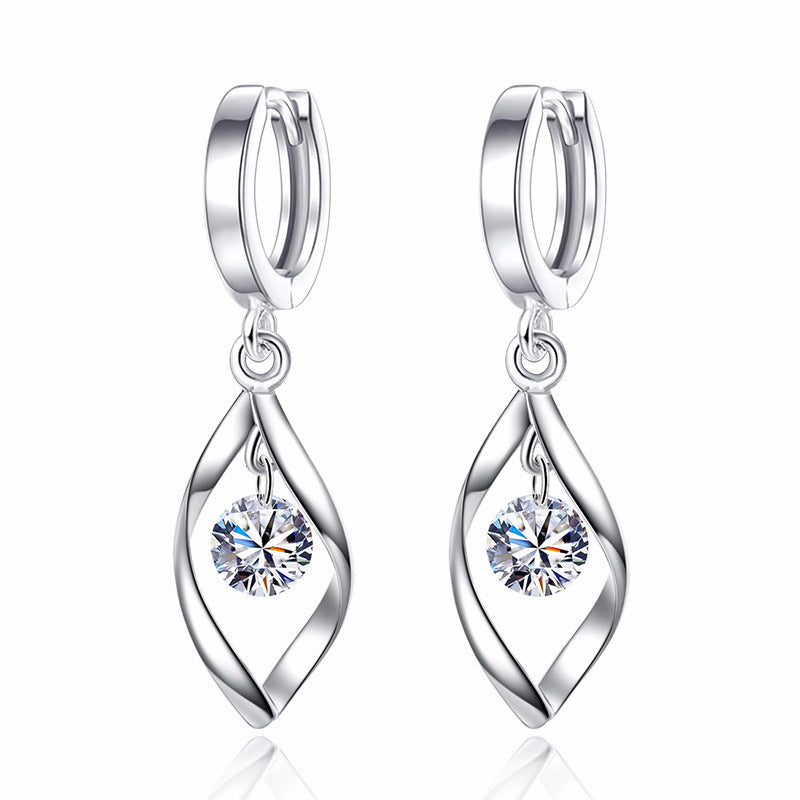 Rotating Love Pearl Earrings