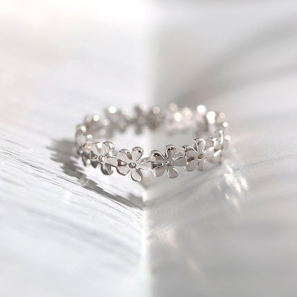 Lovely quality flower hollow plain silver ring