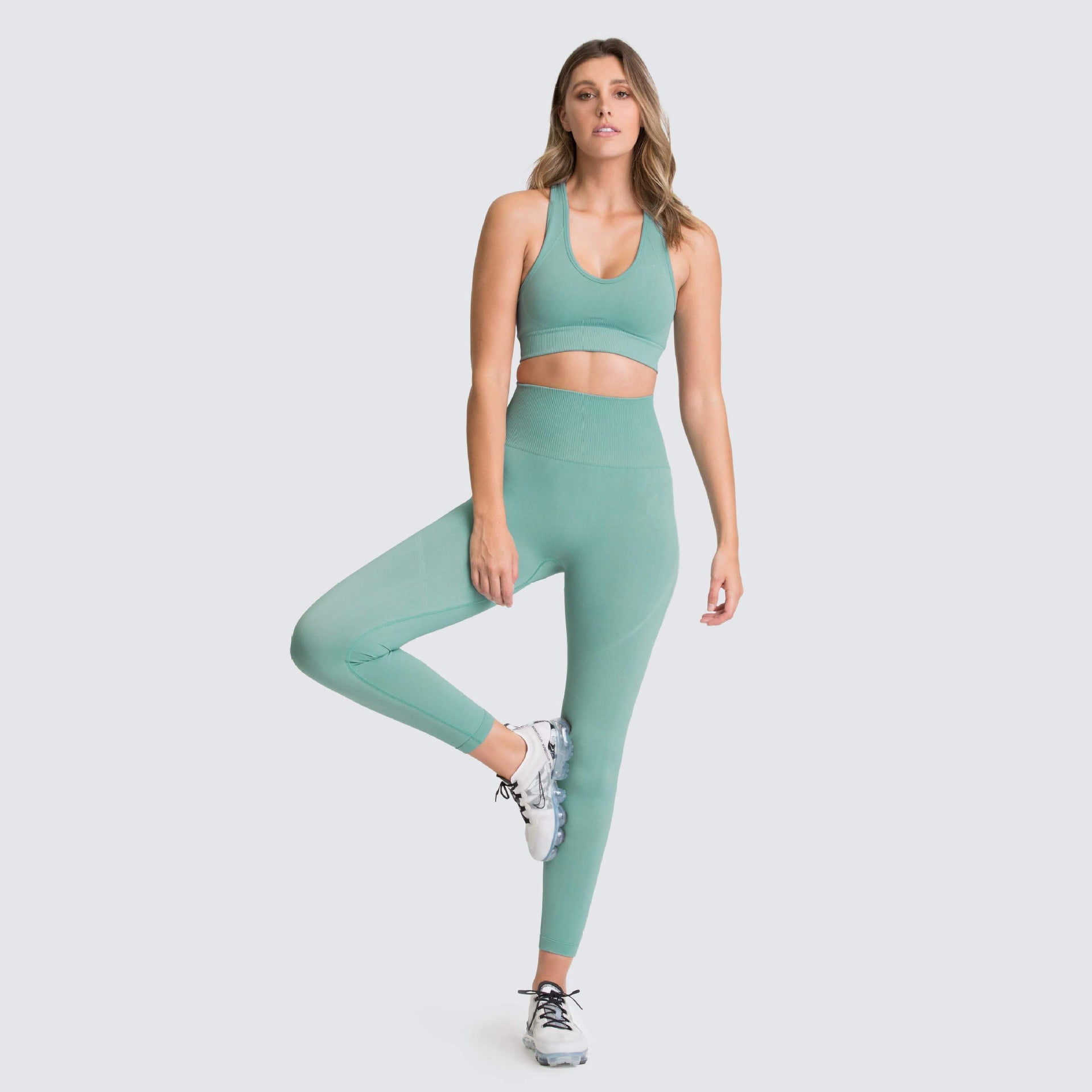Seamless Gym Set Nylon Woman Sportswear – ALPSCOMMERCE