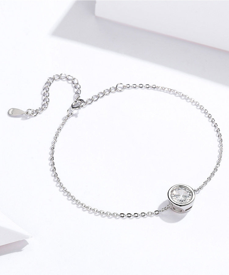 Simple small round zircon bracelet
