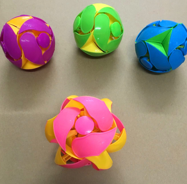 Plastic Children Kids Indoor Outdoor Sports Training Transformation Magic Ball Educational Interactive Games Toys Changed Ball