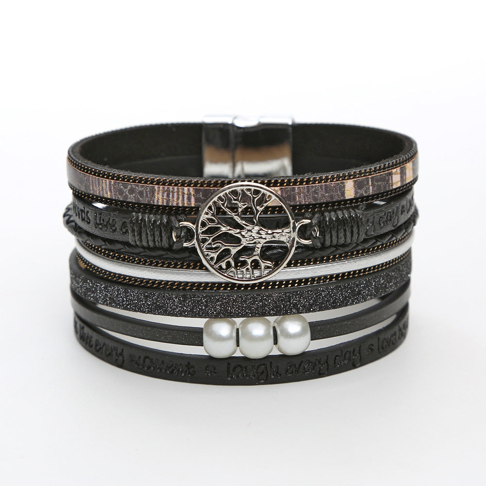 Pearl leather bracelet with magnet clasp