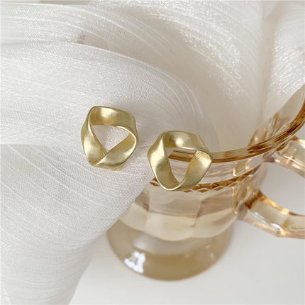 Vintage High Sense Matte Frosted Triangle Round Earrings