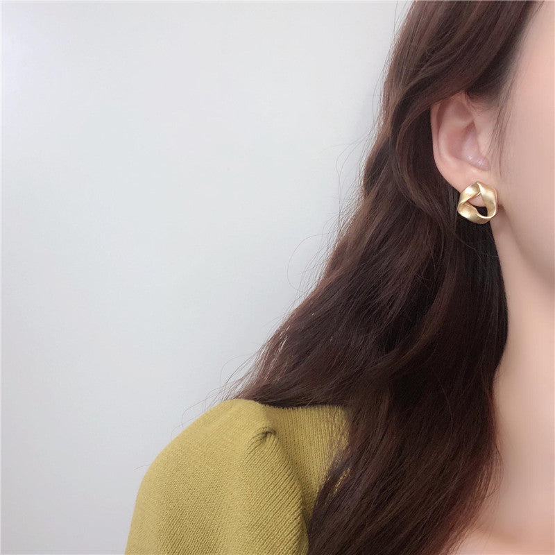 Vintage High Sense Matte Frosted Triangle Round Earrings