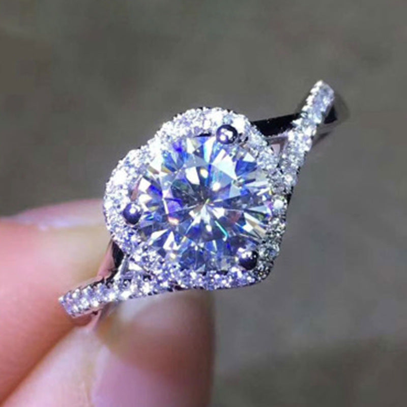 Love Simulation Diamond Heart Shaped Female Ring