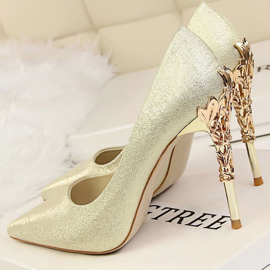 Female host bridesmaid stiletto pointed wedding shoes