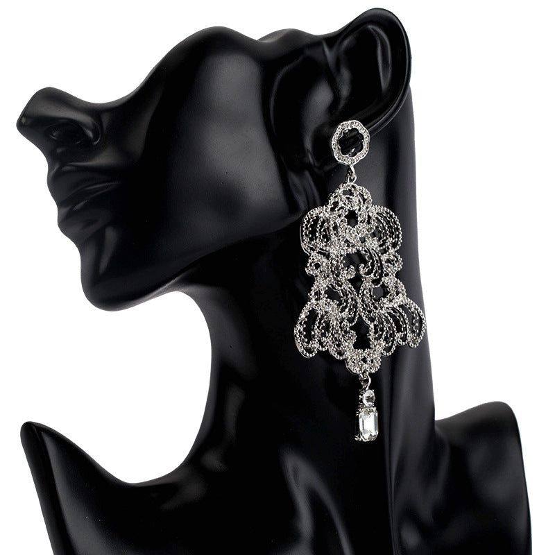 Alloy carved Earrings