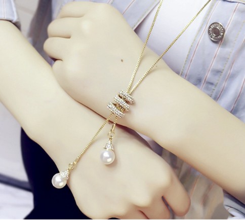 Korean fashion accessories, sweater chain, Crystal Snowflake Necklace, long necklace necklace, tassel sweater chain