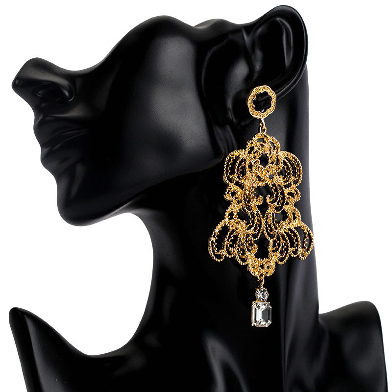 Alloy carved Earrings