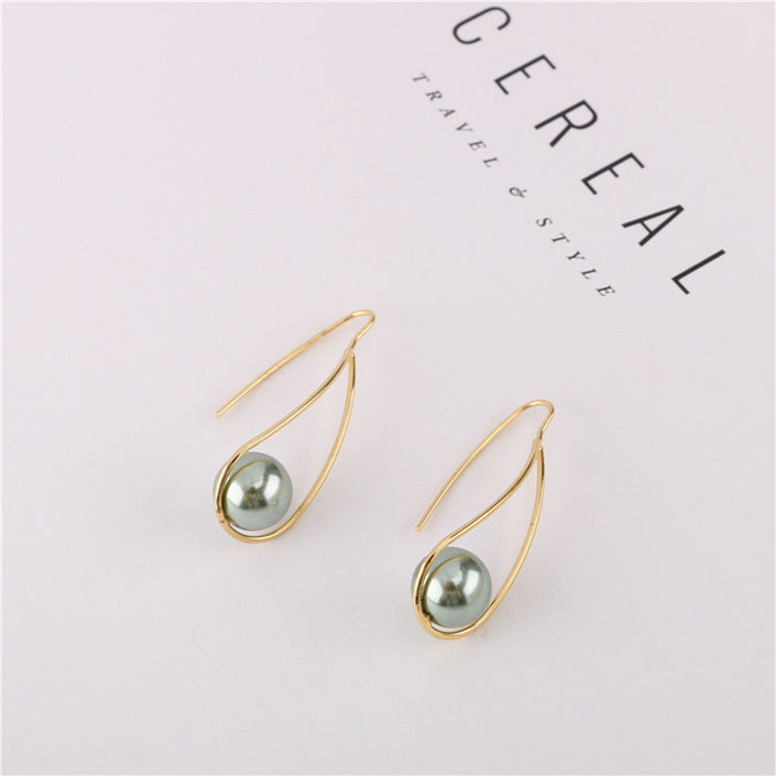 Curved Geometric Triangle Pearl Earrings Ladies Alloy Earrings