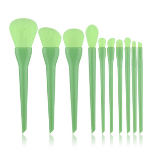10 candy-colored makeup brushes