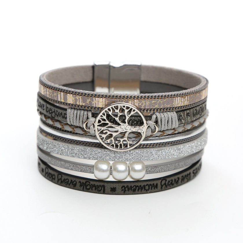 Pearl leather bracelet with magnet clasp