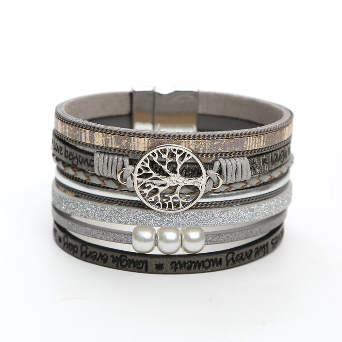 Pearl leather bracelet with magnet clasp