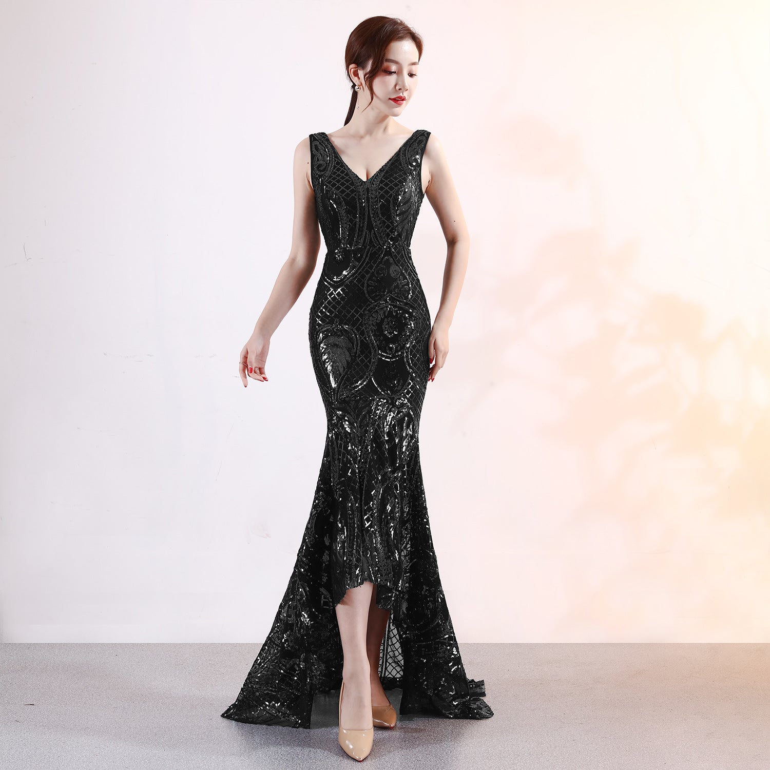 Night Show Ladies Party Dinner Dress Host