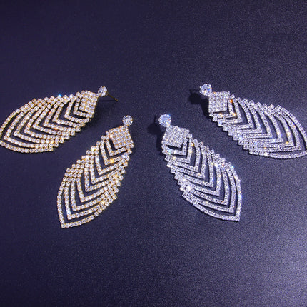 Crystal Long Diamond Leaf Earrings Personality Super Flash Hollow Diamond Stud Earrings