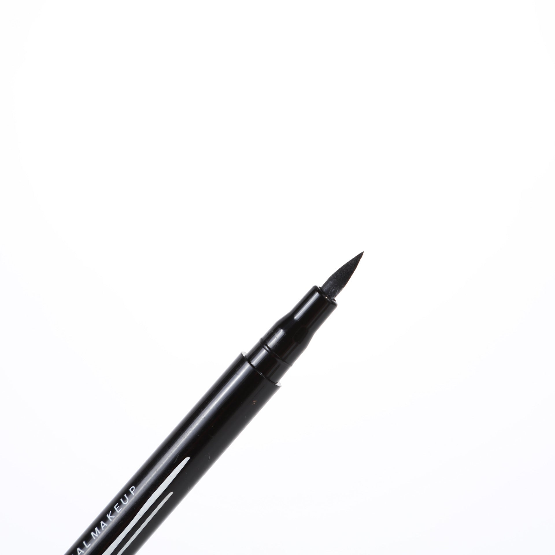 Quick-drying And Waterproof Eyeliner, Durable And Easy To Apply Makeup Without Smudge