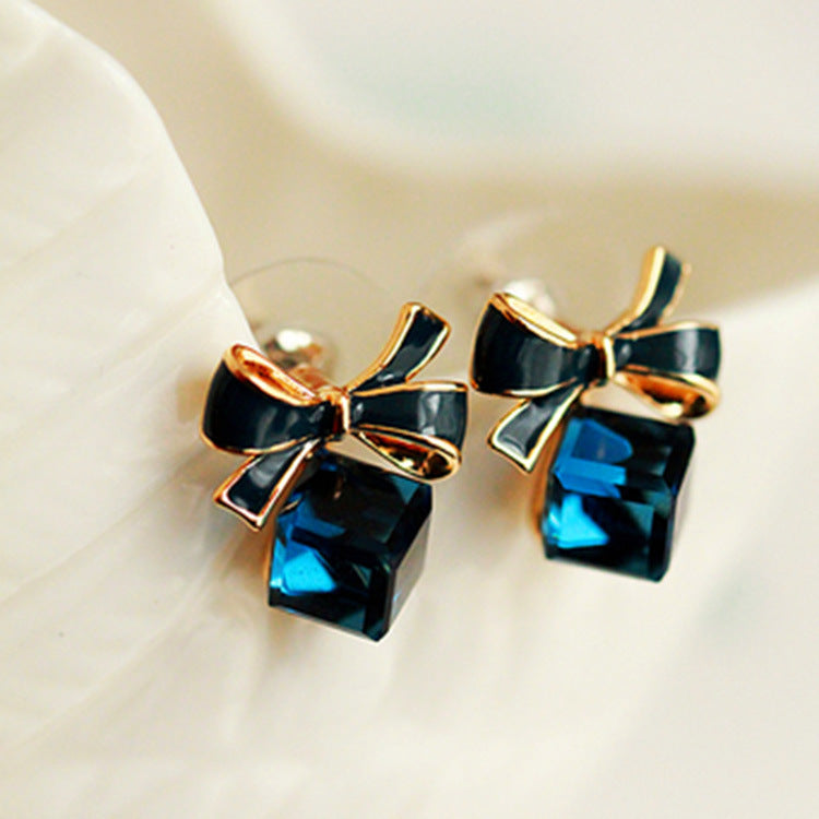 Bow Cube Earrings