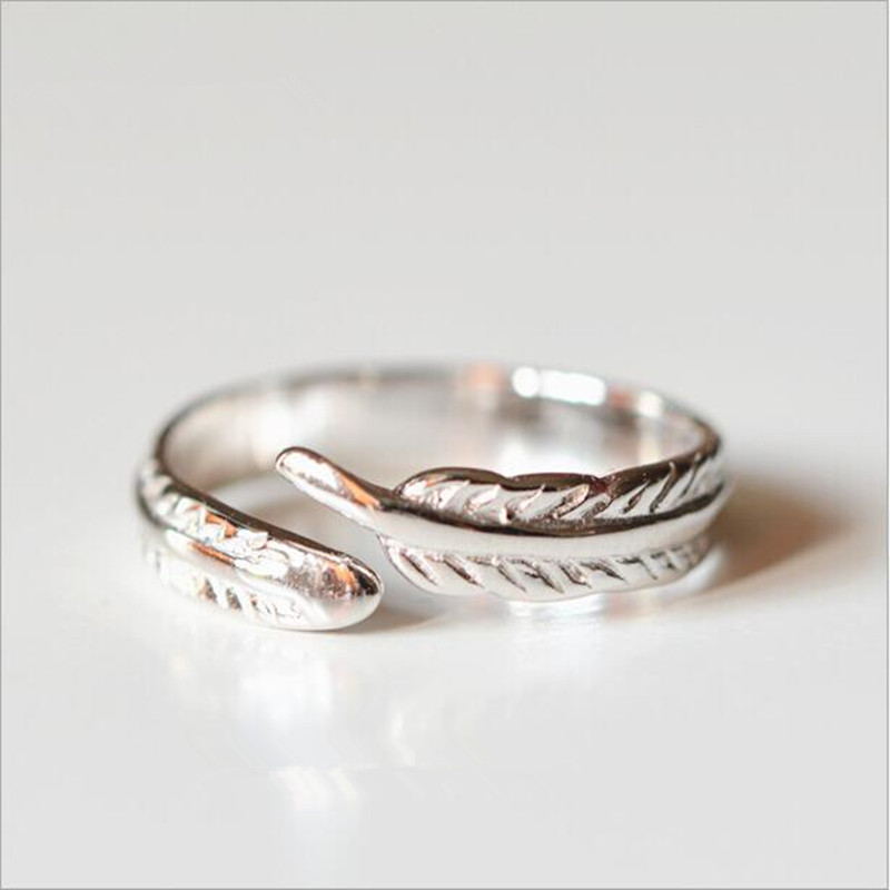 Fashionable beautiful feather plain silver ring