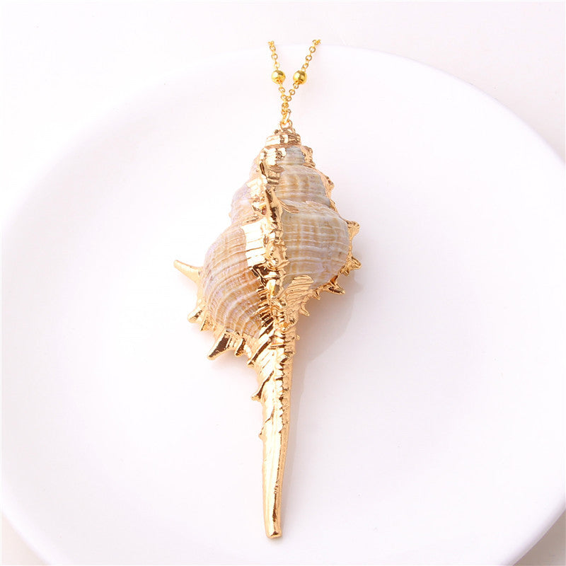 Phnom Penh Conch Shell Necklace