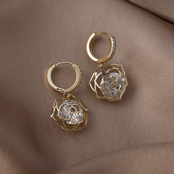 Sparkling Inlaid Zirconium Hollow Rose Zircon Earrings