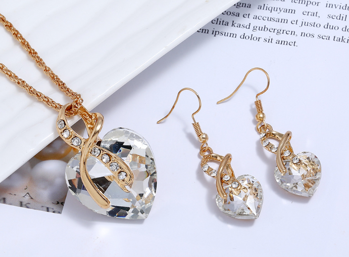 fashion banquet ornaments Two-piece set of peach heart crystal diamonds Big red heart-shaped earrings necklace set