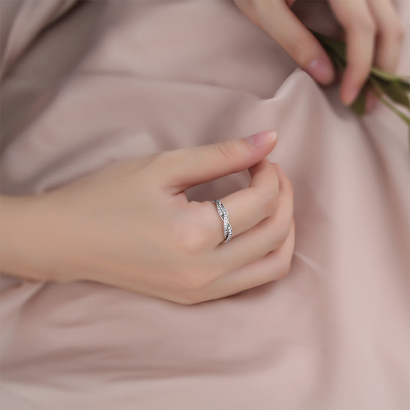 Timeless elegant Ring Jewelry