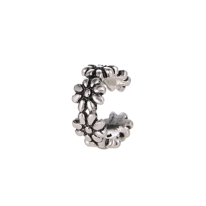 Small Daisy Flower Curved Ear Clip
