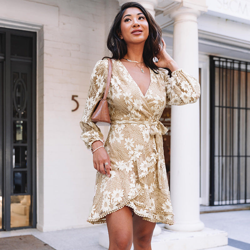 Women's Temperament Fashion Straps Lace Dress