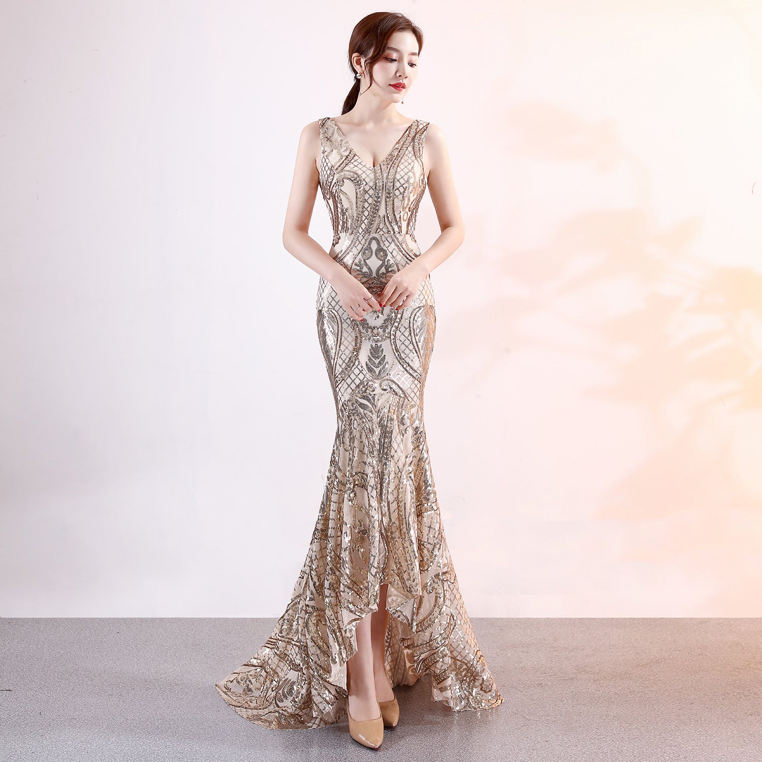 Night Show Ladies Party Dinner Dress Host