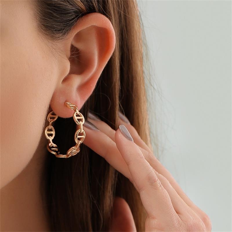 Exaggerated Geometric Hollow Cold Wind C-Shaped Earrings