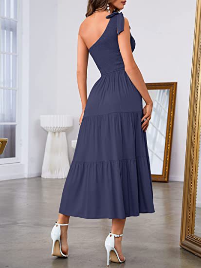 Fashion Women's One-shoulder Pleated Layered Hem Split Dress